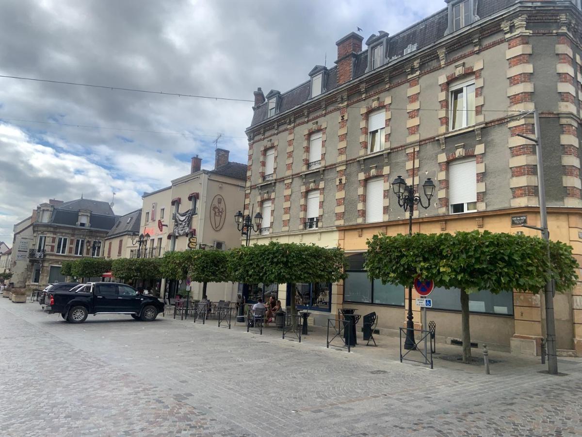 Ay Central Ay-Champagne Buitenkant foto